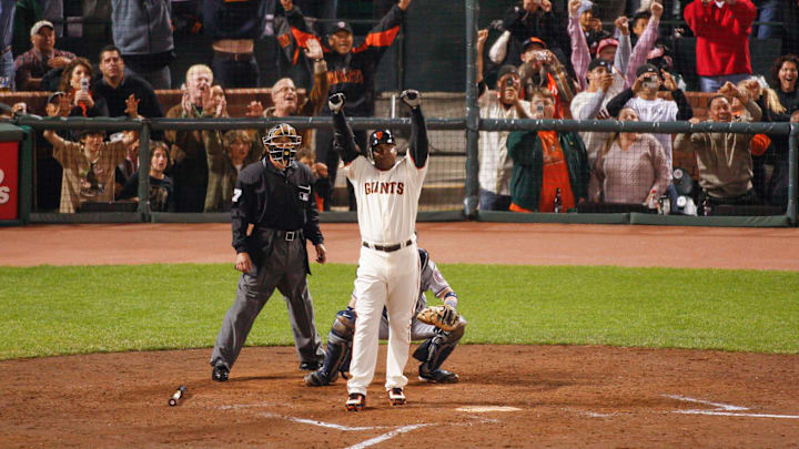 8/7/07 8:51:37 PM -- Barry Bonds home run chase --- San Francisco, CA, U.S.A: San Francisco Giants Barry Bonds hits career homer 756 against the Washington Nationals at AT&T Park, breaking Hank Aaron's all-time record for home runs. 8/7/07 8:51:37 PM -- Barry Bonds home run chase --- San Francisco, CA, U.S.A: San Francisco Giants Barry Bonds hits career homer 756 against the Washington Nationals at AT&T Park, breaking Hank Aaron's all-time record for home runs.