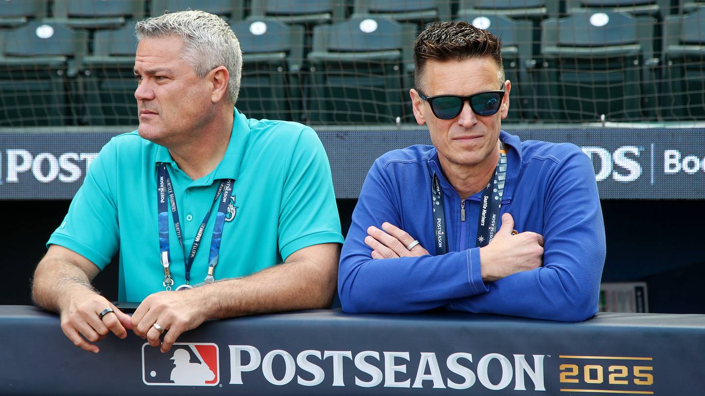 Mariners Shake Up Bullpen: Ferguson Signs, Ford Traded