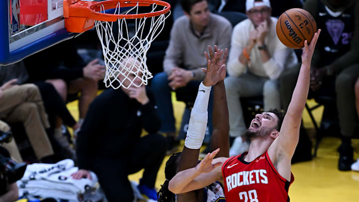 The Houston Rockets had a tough night against the Warriors