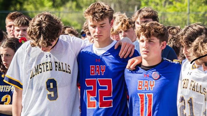 Lacrosse players around Ohio gather to celebrate Dylan Veselic