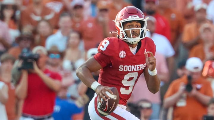 Oklahoma quarterback Michael Hawkins Jr.