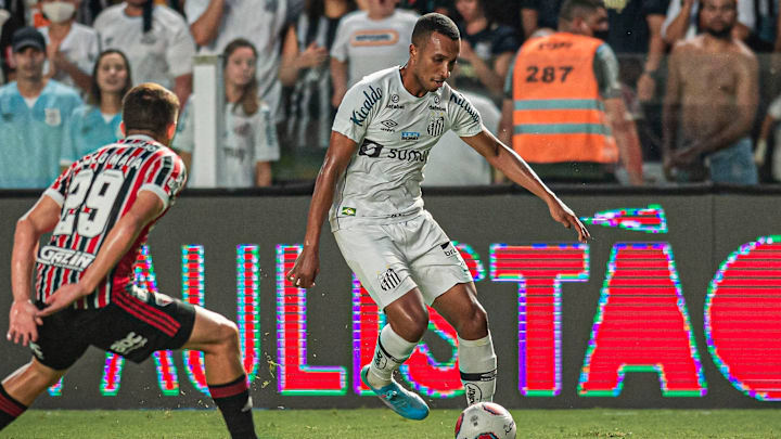 Santos e São Paulo se enfrentaram pela última vez em 2024