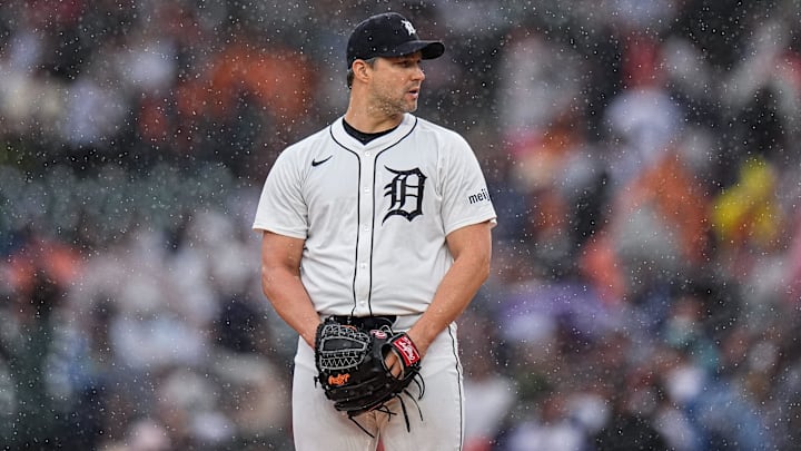 Detroit Tigers pitcher Tommy Kahnle (43) looks on before throwing against Atlanta Braves during the seventh inning at Comerica Park in Detroit on Sunday, Sept. 21, 2025.