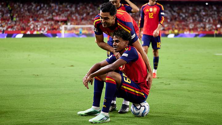 Lamine Yamal, Mikel Merino, España Lamine Yamal, Mikel Merino, España