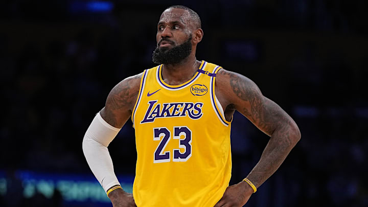 Golden State Warriors v Los Angeles Lakers