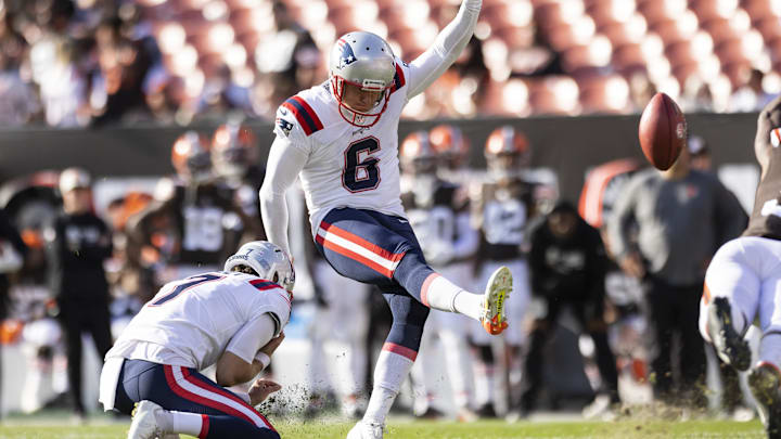 Oct 16, 2022; Cleveland, Ohio, USA; New England Patriots kicker Nick Folk (6) kicks a field goal on