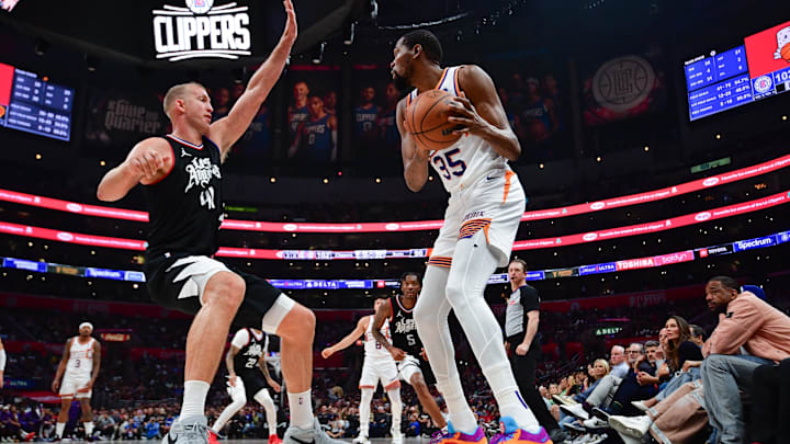 Apr 10, 2024; Los Angeles, California, USA; Phoenix Suns forward Kevin Durant (35) controls the ball against Los Angeles Clippers center Mason Plumlee (44) during the second half at Crypto.com Arena. Mandatory Credit: Gary A. Vasquez-Imagn Images Apr 10, 2024; Los Angeles, California, USA; Phoenix Suns forward Kevin Durant (35) controls the ball against Los Angeles Clippers center Mason Plumlee (44) during the second half at Crypto.com Arena. Mandatory Credit: Gary A. Vasquez-Imagn Images