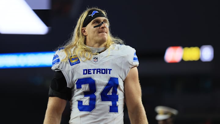 Oct 5, 2025; Cincinnati, Ohio, USA; Detroit Lions middle linebacker Alex Anzalone (34) walks off the field after a win over the Cincinnati Bengals at Paycor Stadium. Mandatory Credit: Katie Stratman-Imagn Images