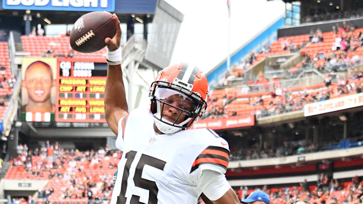 Philadelphia Eagles v Cleveland Browns