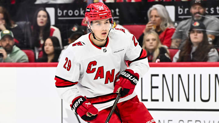 Carolina Hurricanes v Ottawa Senators