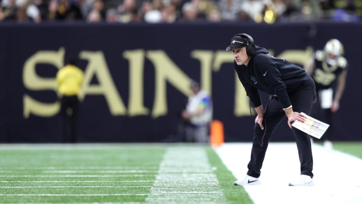 Dec 17, 2023; New Orleans, Louisiana, USA; New Orleans Saints head coach Dennis Allen looks on during the second half against the New York Giants at Caesars Superdome. Mandatory Credit: Stephen Lew-USA TODAY Sports Dec 17, 2023; New Orleans, Louisiana, USA; New Orleans Saints head coach Dennis Allen looks on during the second half against the New York Giants at Caesars Superdome. Mandatory Credit: Stephen Lew-USA TODAY Sports