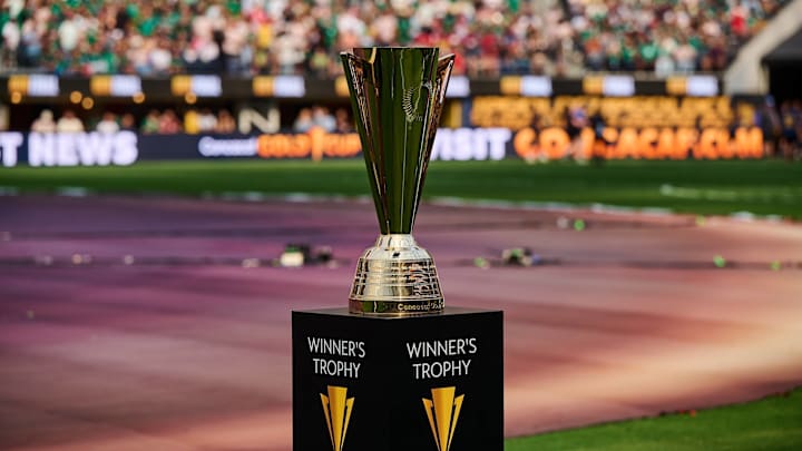 El trofeo de la Copa Oro
