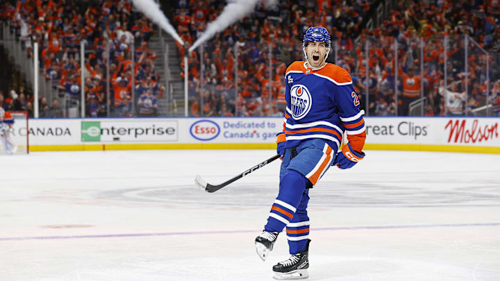 Edmonton Oilers defensemen Evan Bouchard (2) celebrates after scoring a goal against the Los Angelos Kings