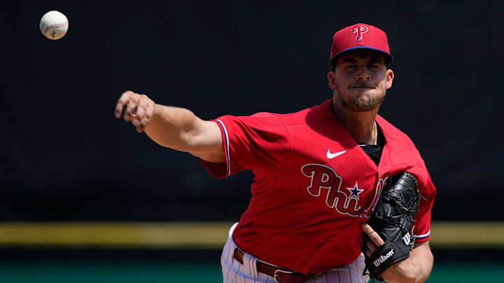 Aaron Nola ponchó a 9 bateadores en su salida de pretemporada