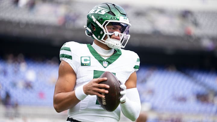 New York Jets quarterback Justin Fields New York Jets quarterback Justin Fields