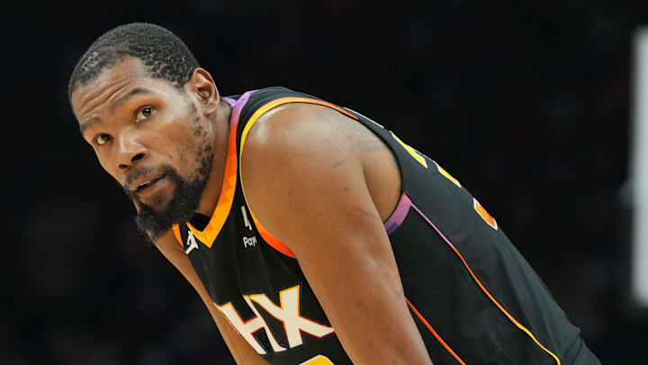 Phoenix Suns forward Kevin Durant (35) looks on against the Minnesota Timberwolves during the second half of game three of the first round for the 2024 NBA playoffs at Footprint Center. Mandatory Credit: Joe Camporeale-Imagn Images