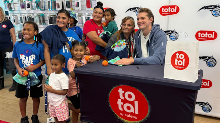 Magic center Moe Wagner met fans Saturday evening during a meet-and-greet.