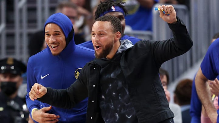 Stephen Curry se despidió de Juan Toscano-Anderson