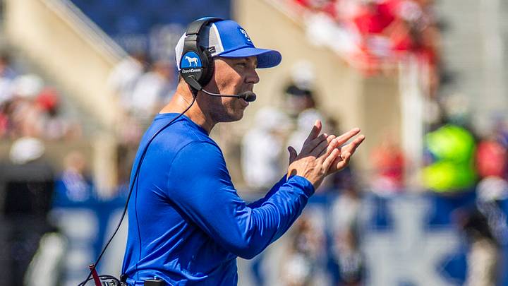 Sep 5, 2026; Lexington, Kentucky, USA; Kentucky Wildcats head coach Will Stein talks to his team during a timeout during the second quarter against the Youngstown State Penguins at Kroger Field. Mandatory Credit: Arden Barnes-Imagn Images Sep 5, 2026; Lexington, Kentucky, USA; Kentucky Wildcats head coach Will Stein talks to his team during a timeout during the second quarter against the Youngstown State Penguins at Kroger Field. Mandatory Credit: Arden Barnes-Imagn Images