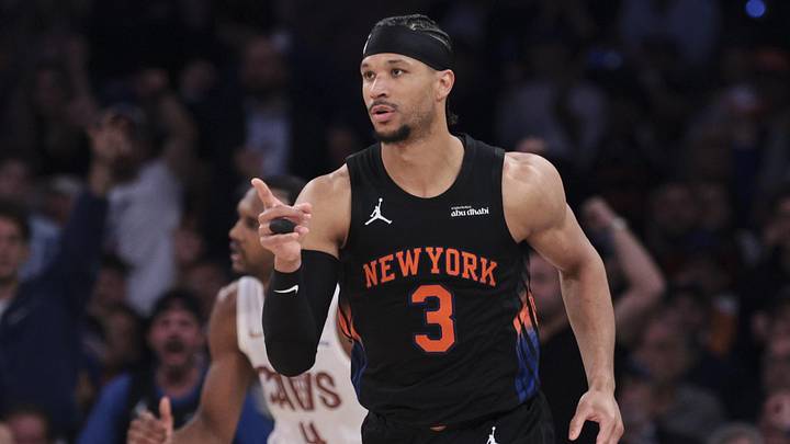 Knicks guard Josh Hart reacts after making a basket against the Cavaliers.