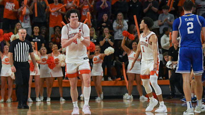 Feb 8, 2025; Clemson, South Carolina, USA; Clemson Tigers senior forward Ian Schieffelin (4) claps after a turnover against Duke Blue Devils during the second half at Littlejohn Coliseum. Feb 8, 2025; Clemson, South Carolina, USA; Clemson Tigers senior forward Ian Schieffelin (4) claps after a turnover against Duke Blue Devils during the second half at Littlejohn Coliseum.