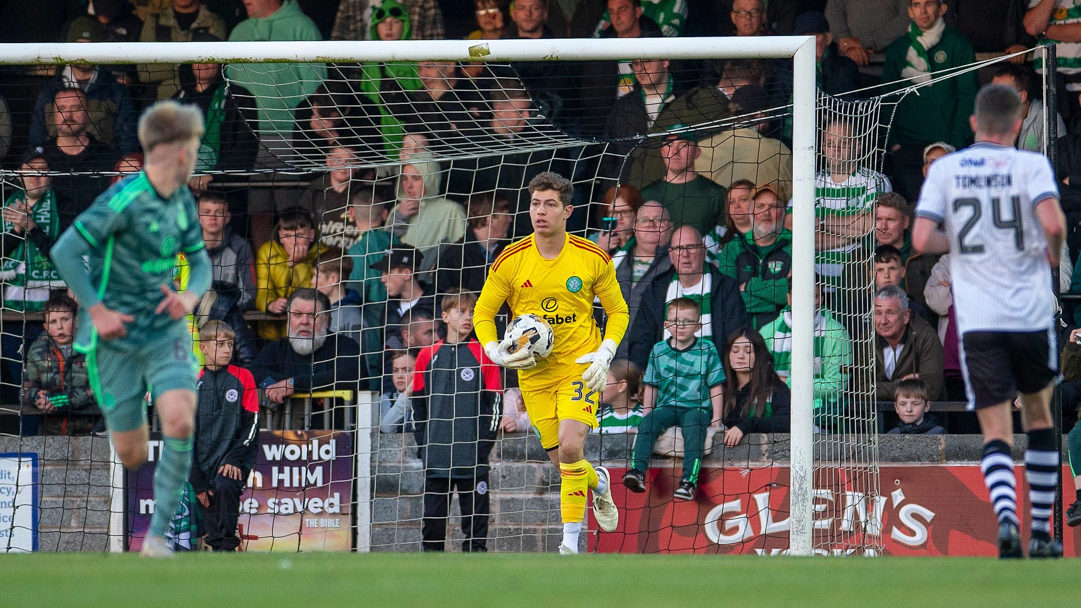 Celtic goalkeeper Josh Clarke set to join Partick Thistle on season-long loan move 
