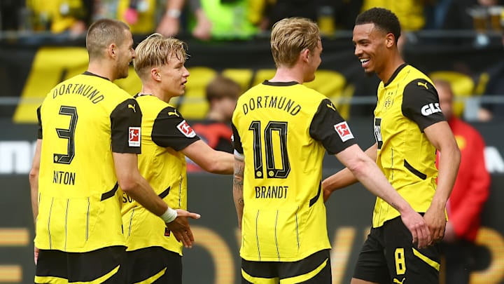 Borussia Dortmund v Holstein Kiel - Bundesliga