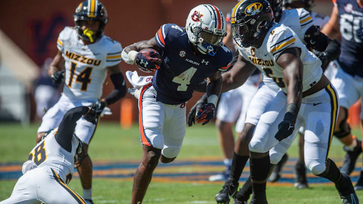 Auburn Tigers running back Tank Bigsby (4) runs the ball as Auburn Tigers take on Missouri Tigers at Jordan-Hare Stadium in Auburn, Ala., on Saturday, Sept. 24, 2022.
