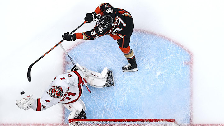 Carolina Hurricanes v Anaheim Ducks