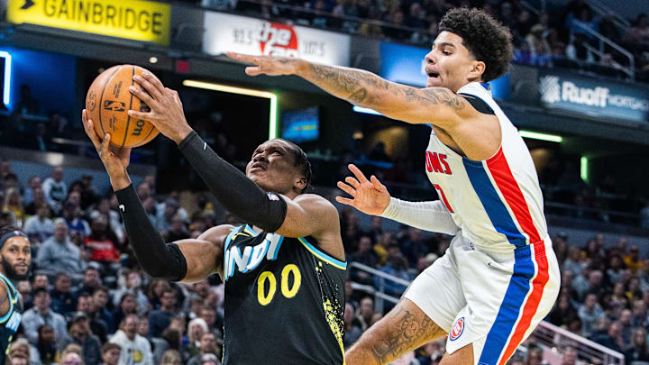 Nov 24, 2023; Indianapolis, Indiana, USA; Indiana Pacers guard Bennedict Mathurin (00) shoots the