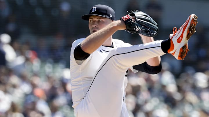 Tarik Skuball is the odds on favorite to win the AL Cy Young.