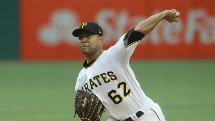 Jul 23, 2022; Pittsburgh, Pennsylvania, USA;  Pittsburgh Pirates starting pitcher Jose Quintana (62) delivers a pitch against the Miami Marlins during the first inning at PNC Park. Mandatory Credit: Charles LeClaire-Imagn Images