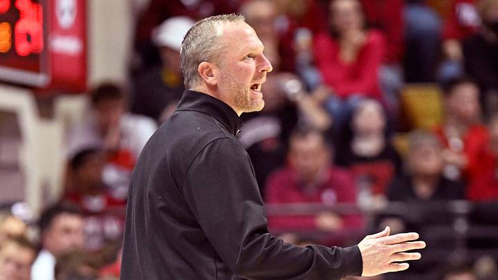 Nov 12, 2025; Bloomington, Indiana, USA; Indiana Hoosiers head coach Darian Devries walks along the sideline during the first half against the Milwaukee Panthers at Simon Skjodt Assembly Hall. Mandatory Credit: Robert Goddin-Imagn Images