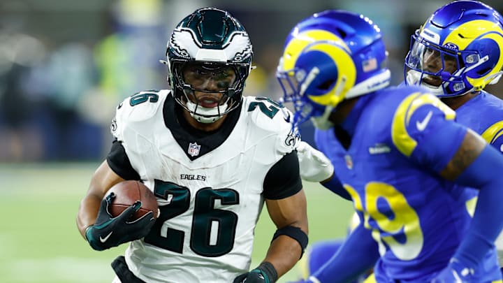 Philadelphia Eagles v Los Angeles Rams