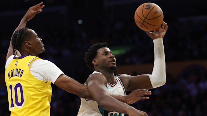 Memphis Grizzlies v Los Angeles Lakers