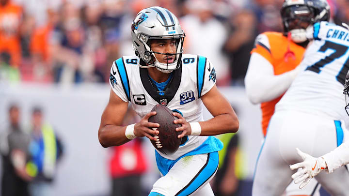 The Panthers fell to 1–7 following a 28–14 loss to the Broncos.