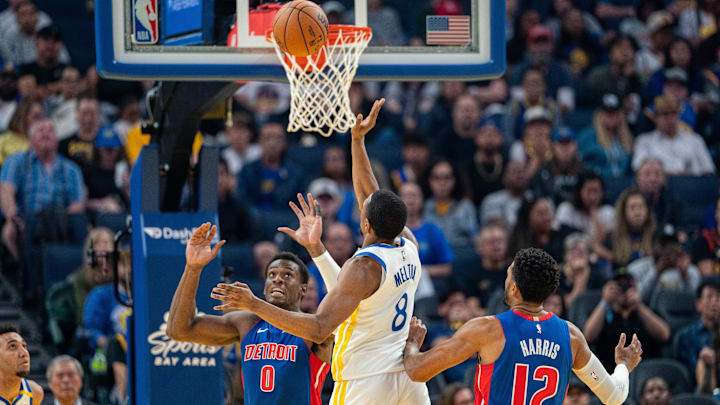 Oct 13, 2024; San Francisco, California, USA; Golden State Warriors guard De'Anthony Melton (8) shoots the basketball over Detroit Pistons center Jalen Duren (0) during the first quarter at Chase Center. Mandatory Credit: Neville E. Guard-Imagn Images Oct 13, 2024; San Francisco, California, USA; Golden State Warriors guard De'Anthony Melton (8) shoots the basketball over Detroit Pistons center Jalen Duren (0) during the first quarter at Chase Center. Mandatory Credit: Neville E. Guard-Imagn Images
