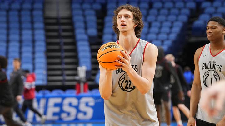 Mar 18, 2026; Buffalo, NY, USA; Georgia Bulldogs center Jackson McVey (22) shoots the ball during a practice session ahead of the first round of the men's 2026 NCAA Tournament at Keybank Center. Mandatory Credit: Gregory Fisher-Imagn Images