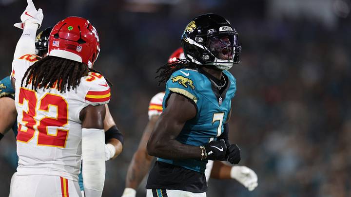 Oct 6, 2025; Jacksonville, Florida, USA; Jacksonville Jaguars wide receiver Brian Thomas Jr. (7) reacts after a play during the first half against the Kansas City Chiefs at EverBank Stadium. Mandatory Credit: Nathan Ray Seebeck-Imagn Images Oct 6, 2025; Jacksonville, Florida, USA; Jacksonville Jaguars wide receiver Brian Thomas Jr. (7) reacts after a play during the first half against the Kansas City Chiefs at EverBank Stadium. Mandatory Credit: Nathan Ray Seebeck-Imagn Images