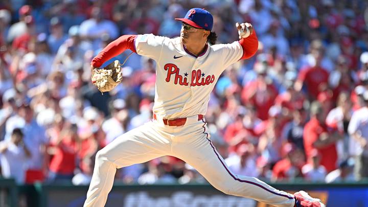 Sep 7, 2026; Philadelphia, Pennsylvania, USA; Philadelphia Phillies pitcher Jesús Luzardo (44) throws a pitch during the ninth inning against the Atlanta Braves at Citizens Bank Park. Mandatory Credit: Eric Hartline-Imagn Images Sep 7, 2026; Philadelphia, Pennsylvania, USA; Philadelphia Phillies pitcher Jesús Luzardo (44) throws a pitch during the ninth inning against the Atlanta Braves at Citizens Bank Park. Mandatory Credit: Eric Hartline-Imagn Images