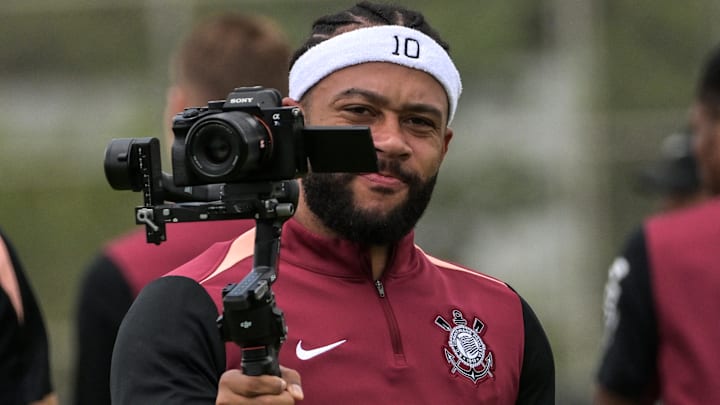 Holandês é a grande estrela do plantel alvinegro