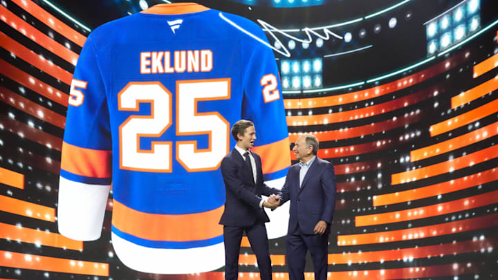 Jun 27, 2025; Los Angeles, California, USA; Victor Eklund is selected as the 16th overall pick to the New York Islanders in the first round of the 2025 NHL Draft at Peacock Theater. Mandatory Credit: Kirby Lee-Imagn Images