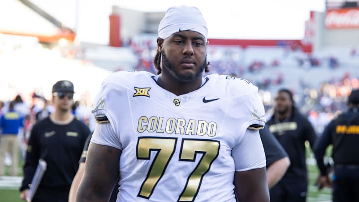 Colorado Buffaloes offensive tackle Jordan Seaton (77) against the Arizona Wildcats