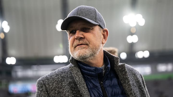 Jörg Schmadkte legt bei Hannover los wie die Feuerwehr