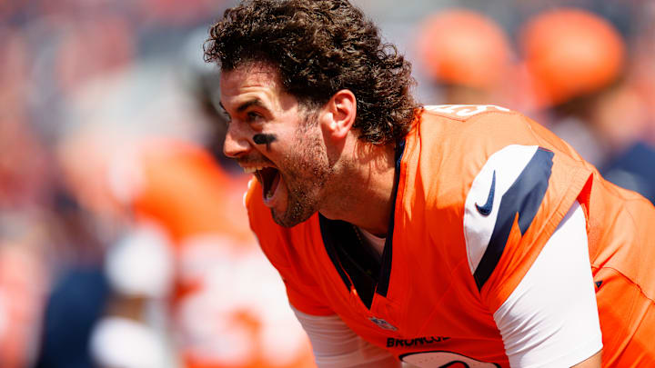 Tennessee Titans v Denver Broncos - NFL 2025