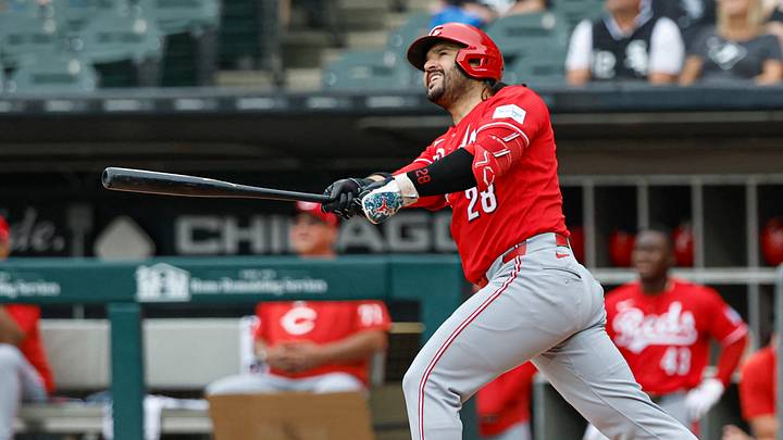 Aug 13, 2026; Chicago, Illinois, USA; Cincinnati Reds designated hitter Eugenio Suarez (28) hits a two-run home run against the Chicago White Sox during the first inning at Rate Field. Aug 13, 2026; Chicago, Illinois, USA; Cincinnati Reds designated hitter Eugenio Suarez (28) hits a two-run home run against the Chicago White Sox during the first inning at Rate Field.