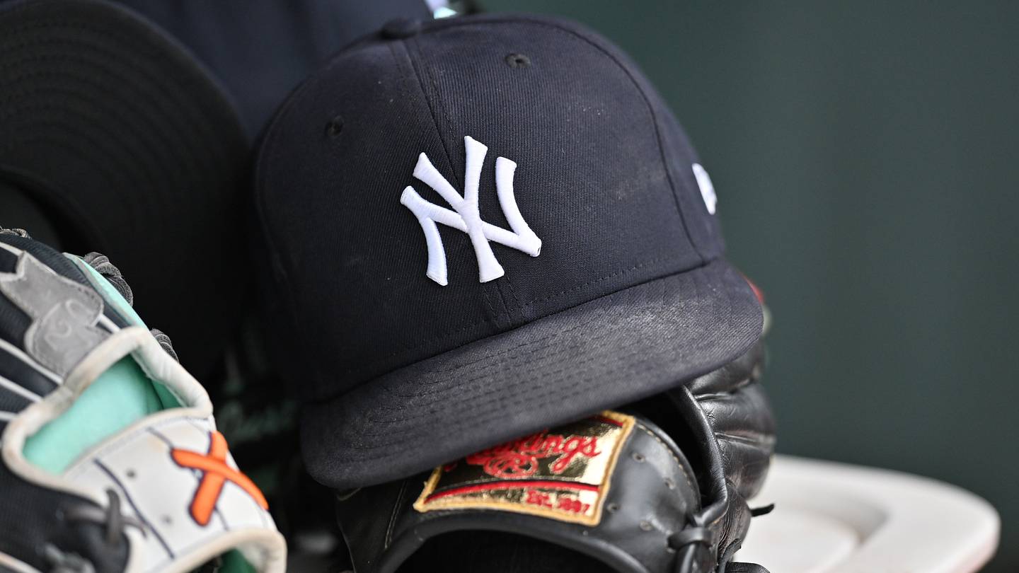 Why Yankees fans might want to steer clear of 2026 Bowman Chrome baseball cards