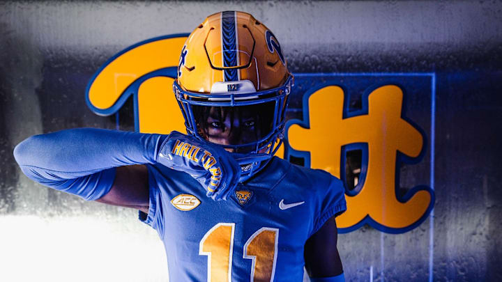 The Pitt Panthers are hosting Class of 2025 commitment in four-star defensive back Elijah Dotson on an official visit 
