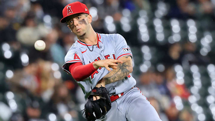 Los Angeles Angels v Chicago White Sox