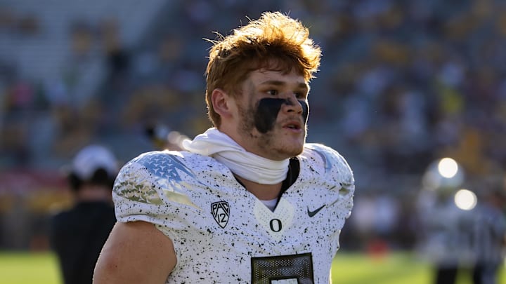 Nov 18, 2023; Tempe, Arizona, USA; Oregon Ducks tight end Terrance Ferguson (3) against the Arizona State Sun Devils at Mountain America Stadium. Mandatory Credit: Mark J. Rebilas-Imagn Images Nov 18, 2023; Tempe, Arizona, USA; Oregon Ducks tight end Terrance Ferguson (3) against the Arizona State Sun Devils at Mountain America Stadium. Mandatory Credit: Mark J. Rebilas-Imagn Images